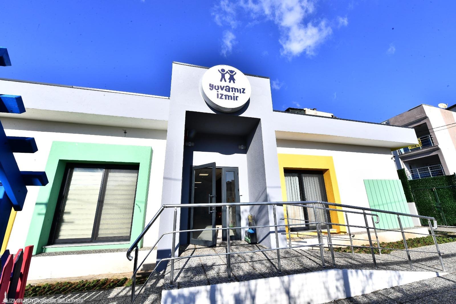 Yuvamız İzmir